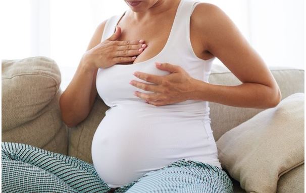 Ngực nổi gân xanh ở phụ nữ có thai